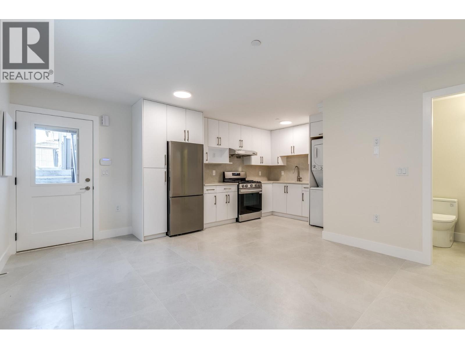 1 2943 E 44th Avenue, Vancouver, British Columbia  V5R 3A9 - Photo 26 - R3120902