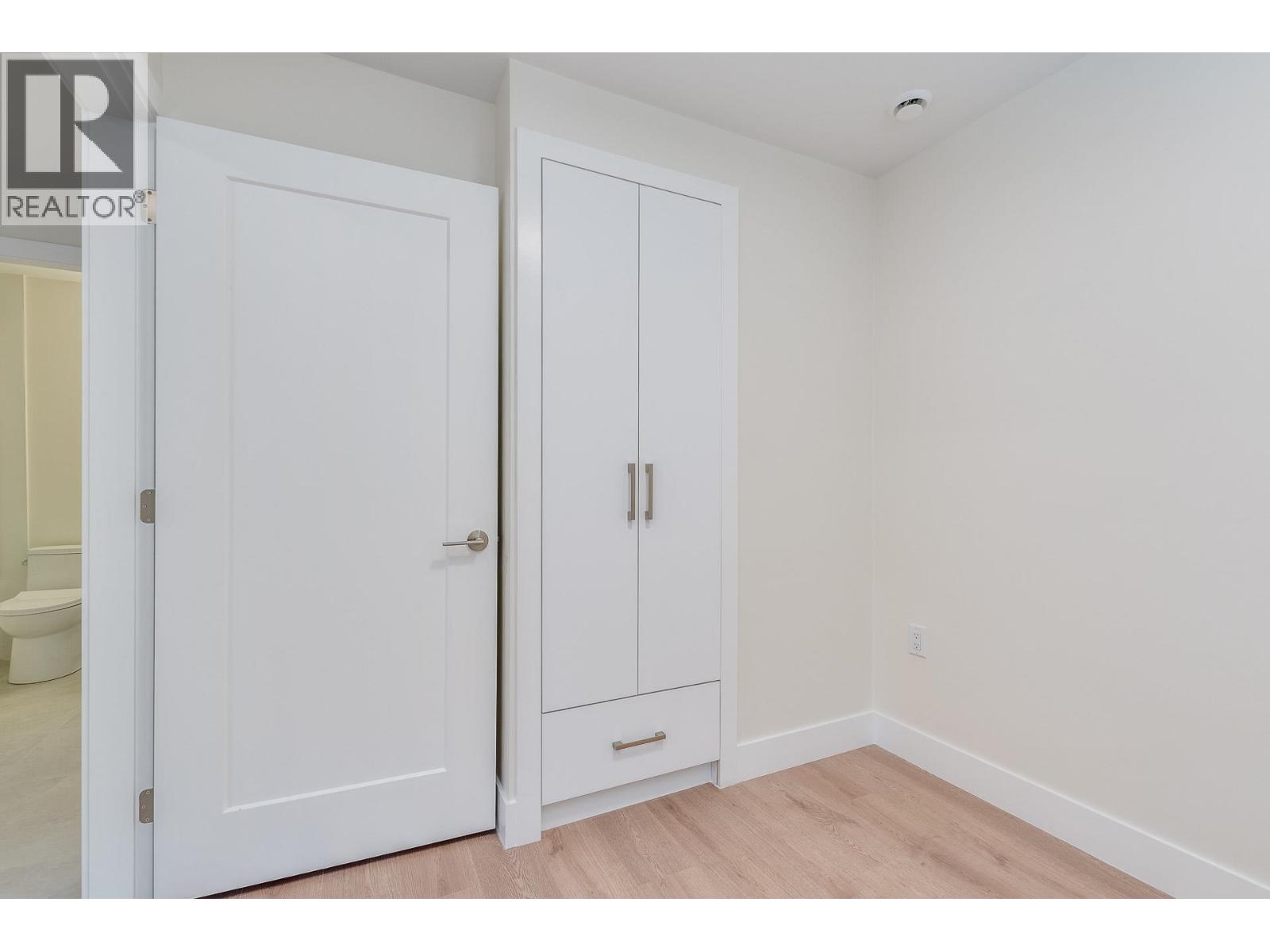 1 2943 E 44th Avenue, Vancouver, British Columbia  V5R 3A9 - Photo 31 - R3120902