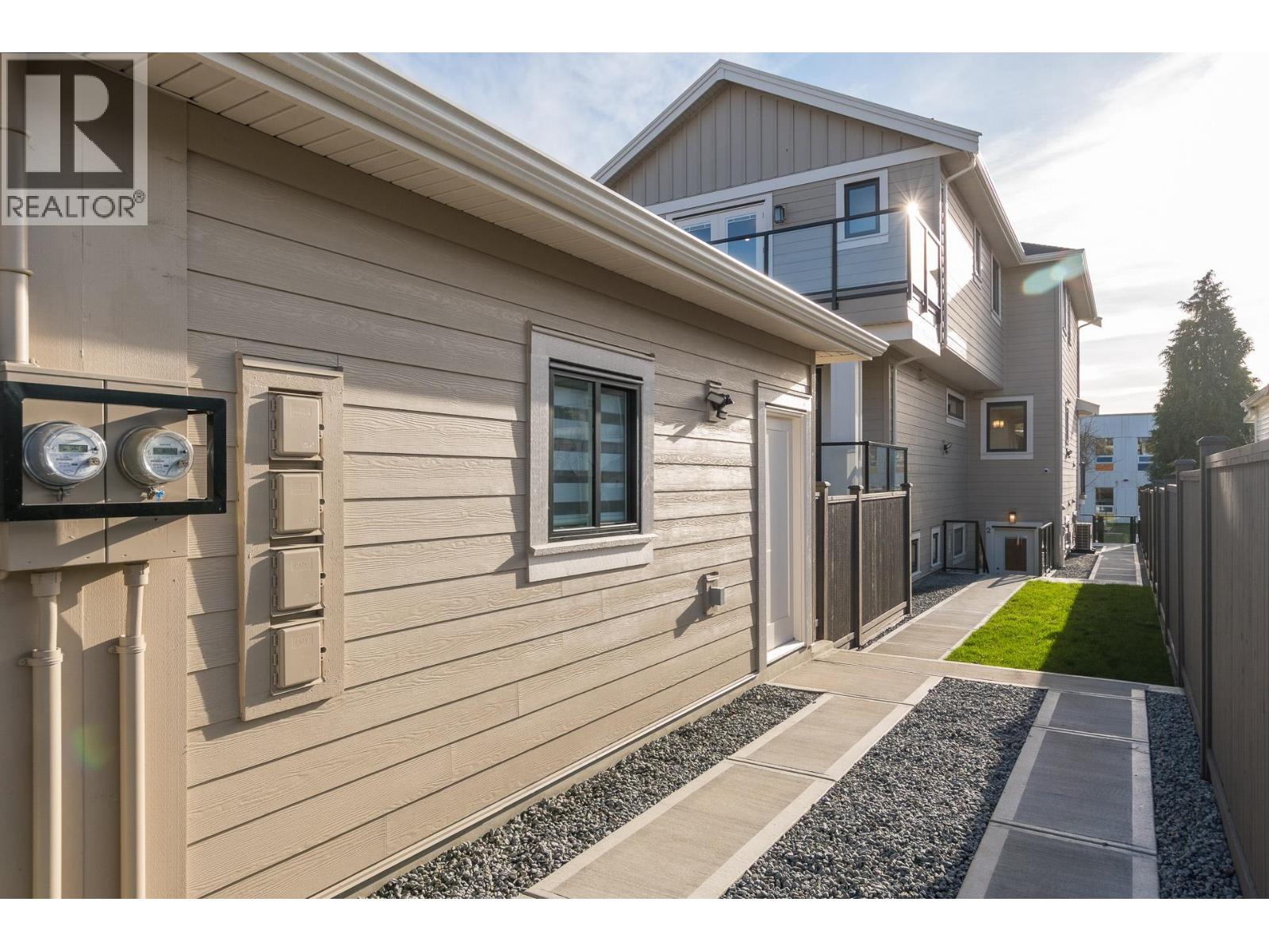 1 2943 E 44th Avenue, Vancouver, British Columbia  V5R 3A9 - Photo 32 - R3120902