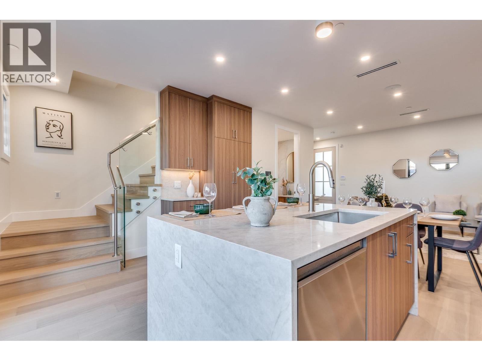 1 2945 E 44th Avenue, Vancouver, British Columbia  V5R 3A9 - Photo 10 - R3120912