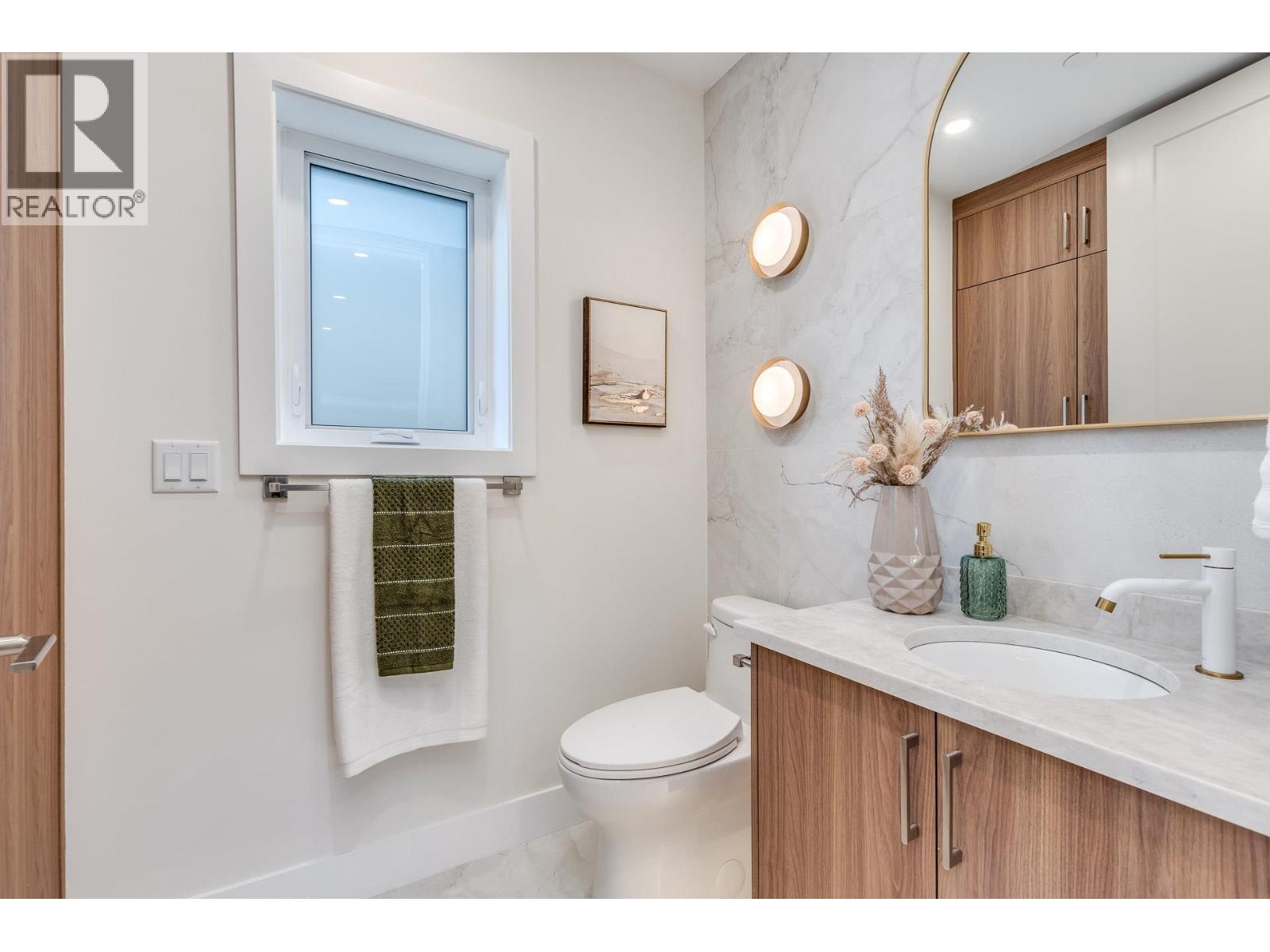 1 2945 E 44th Avenue, Vancouver, British Columbia  V5R 3A9 - Photo 15 - R3120912