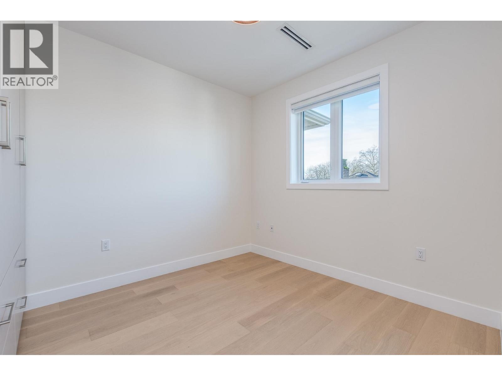 1 2945 E 44th Avenue, Vancouver, British Columbia  V5R 3A9 - Photo 23 - R3120912