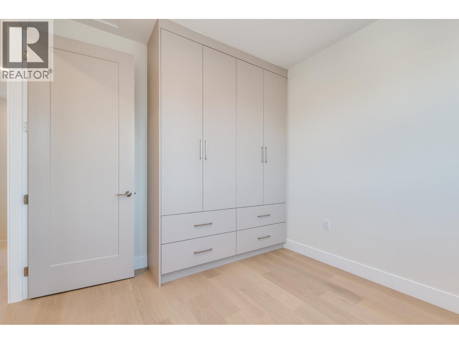 1 2945 E 44th Avenue, Vancouver, British Columbia  V5R 3A9 - Photo 24 - R3120912