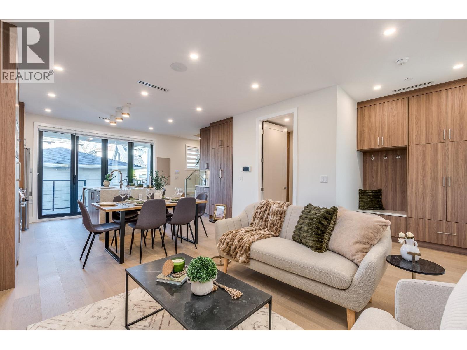 1 2945 E 44th Avenue, Vancouver, British Columbia  V5R 3A9 - Photo 6 - R3120912