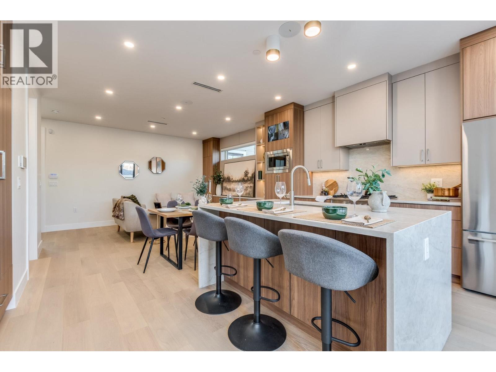 1 2945 E 44th Avenue, Vancouver, British Columbia  V5R 3A9 - Photo 9 - R3120912