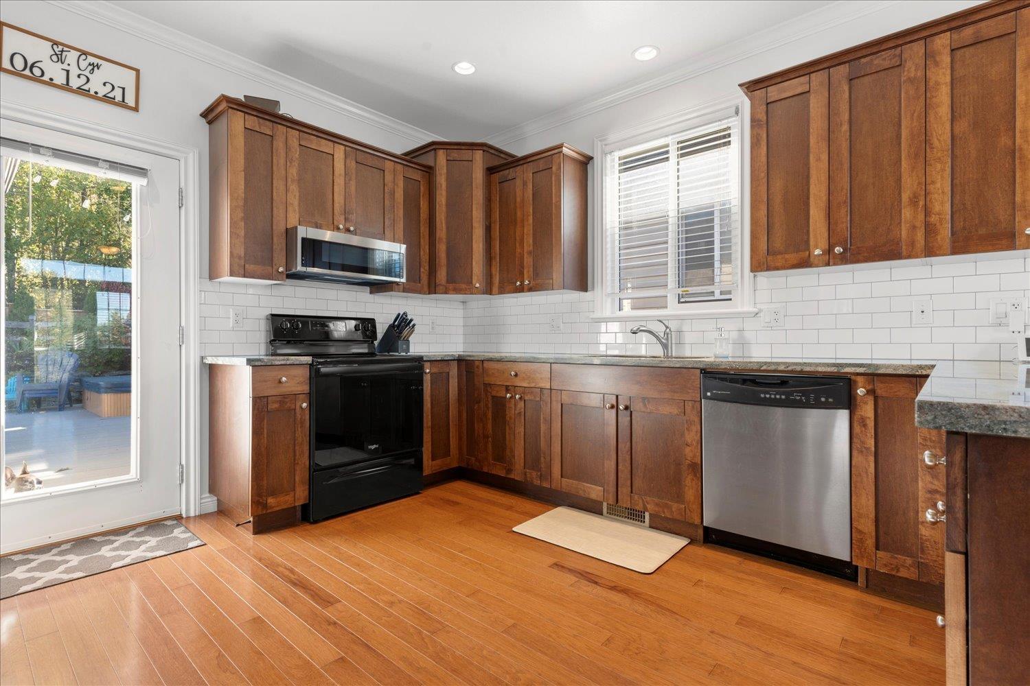 47252 Laughington Place, Promontory, Chilliwack, British Columbia  V2R 0J3 - Photo 18 - R3120710