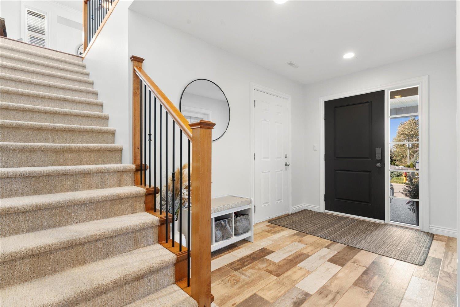 47252 Laughington Place, Promontory, Chilliwack, British Columbia  V2R 0J3 - Photo 6 - R3120710