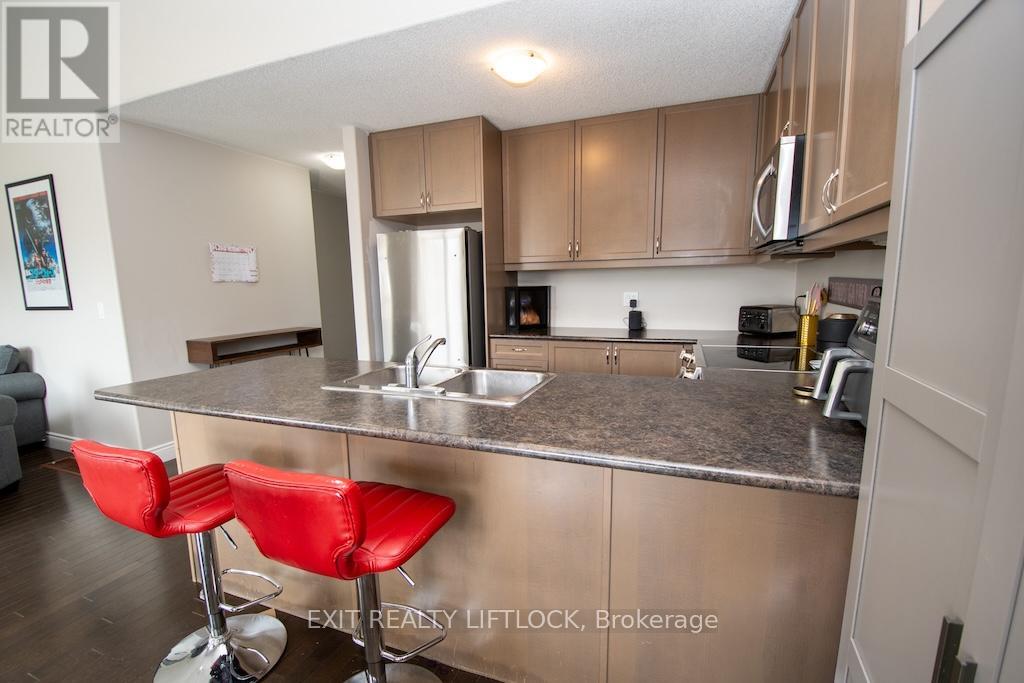 2679 Foxmeadow Road, Peterborough, Ontario  K9L 0A8 - Photo 11 - X13098366