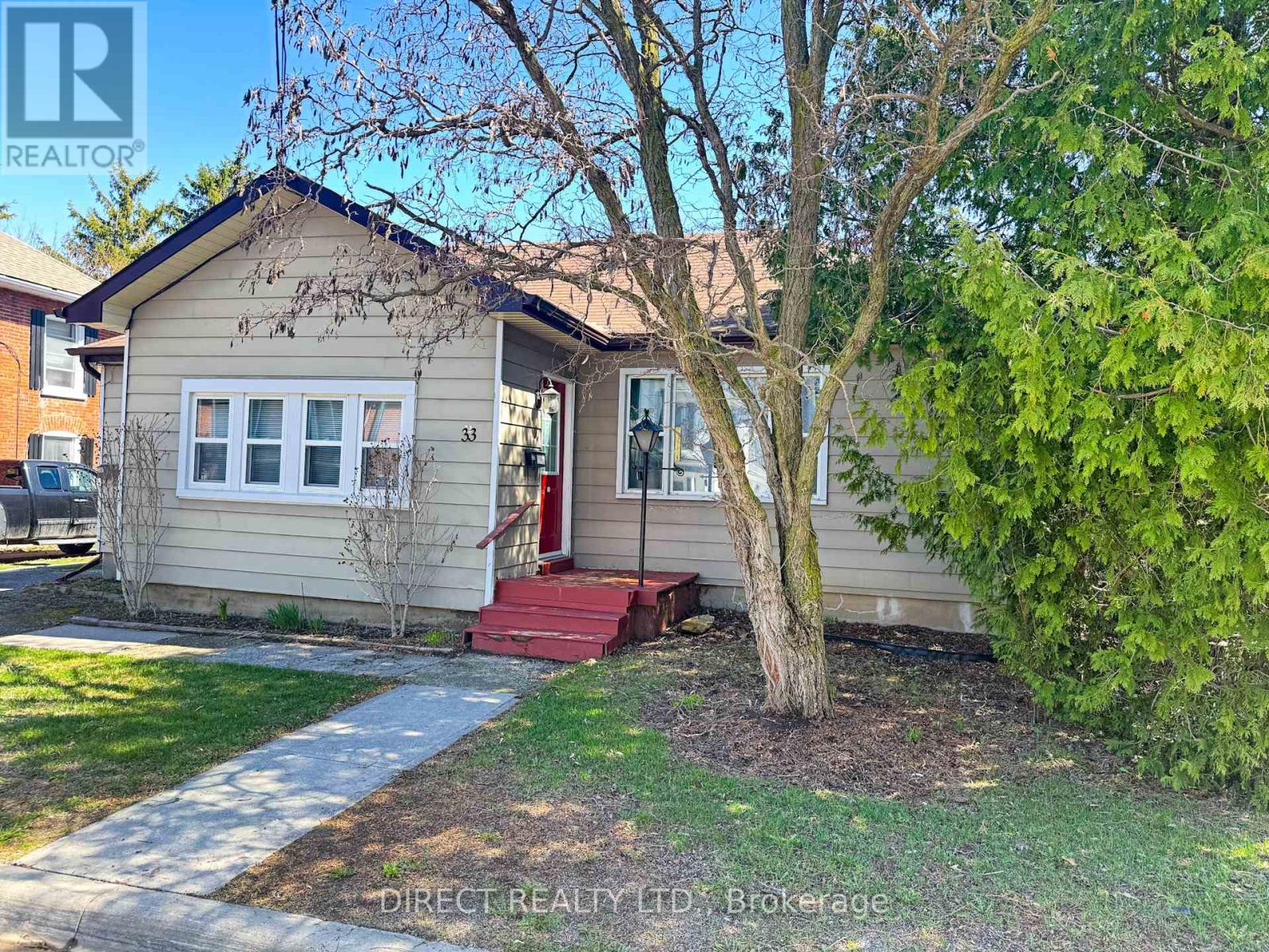 33 SINCLAIR STREET, Belleville, Ontario