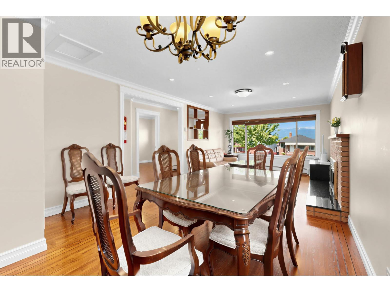 2166 E 39th Avenue, Vancouver, British Columbia  V5P 1H7 - Photo 9 - R3118815