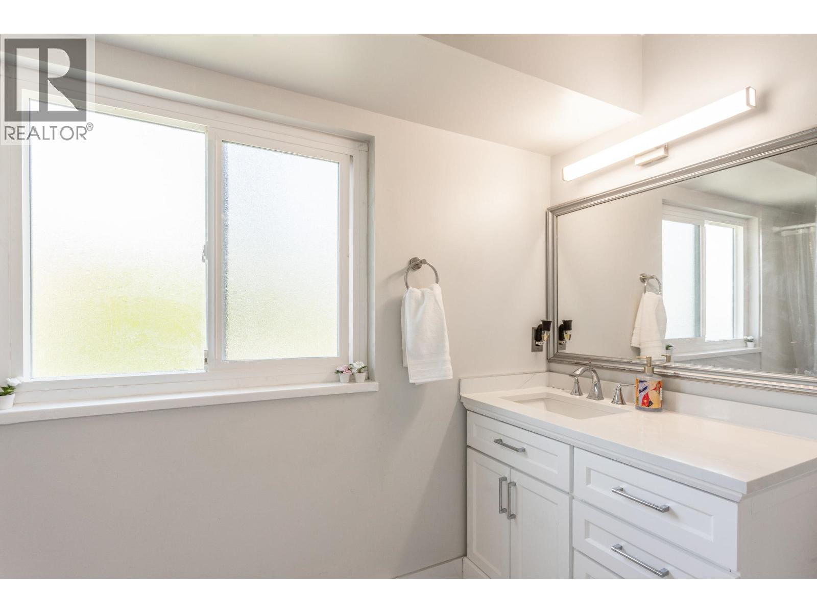 1315 Johnson Street, Coquitlam, British Columbia  V3B 4T6 - Photo 24 - R3120928