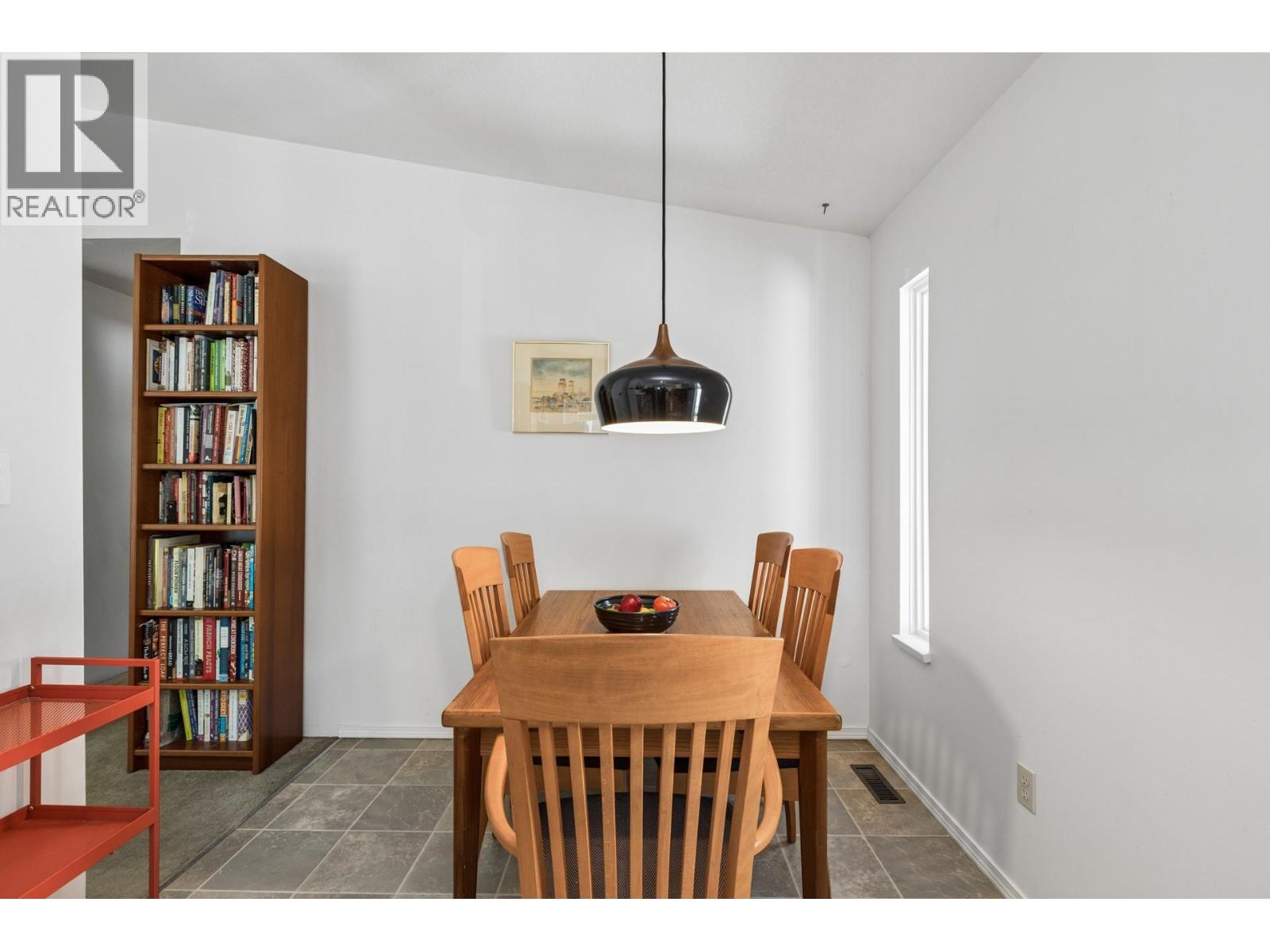 1678 Dempsey Road, North Vancouver, British Columbia  V7K 1T3 - Photo 13 - R3120943