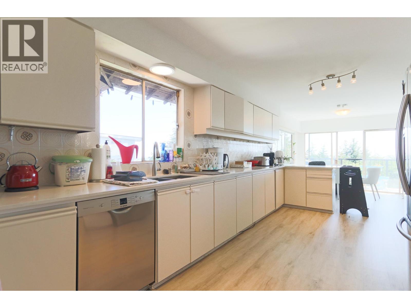 4591 Woodgreen Drive, West Vancouver, British Columbia  V7S 2V3 - Photo 7 - R3120908