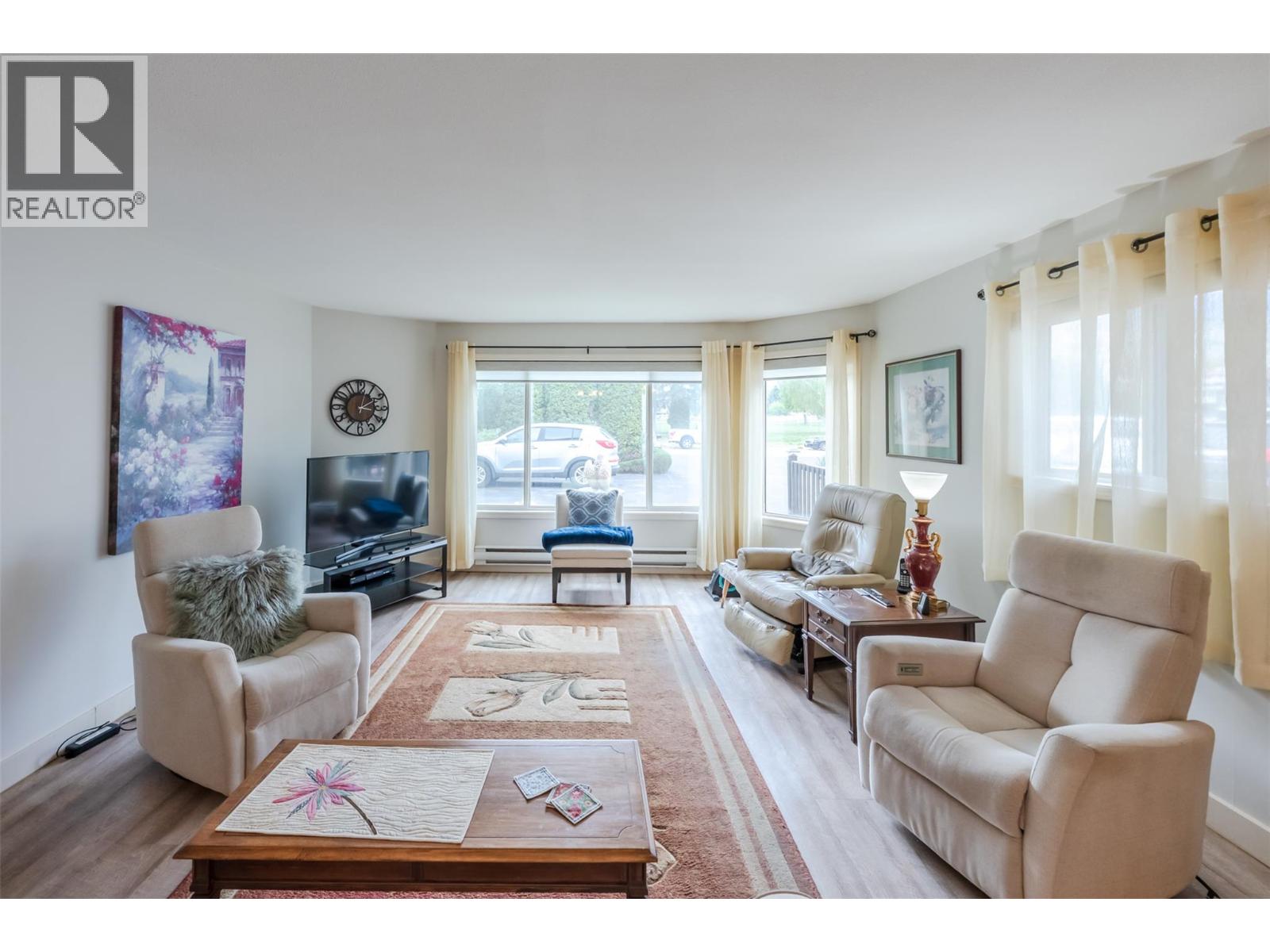 800 Merlot Avenue Unit# 2, Oliver, British Columbia  V0H 1T4 - Photo 7 - 10385571