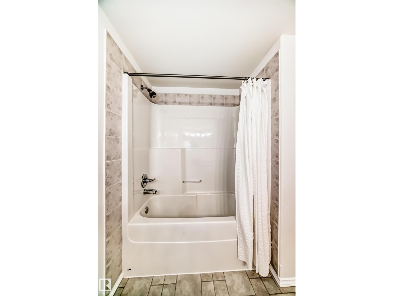 #38 920 119 St Nw, Edmonton, Alberta  T6J 7H2 - Photo 65 - E4486343