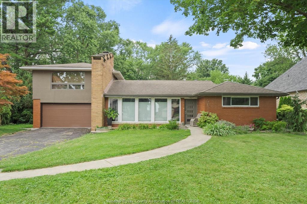 13961 RIVERSIDE DRIVE, Tecumseh, Ontario