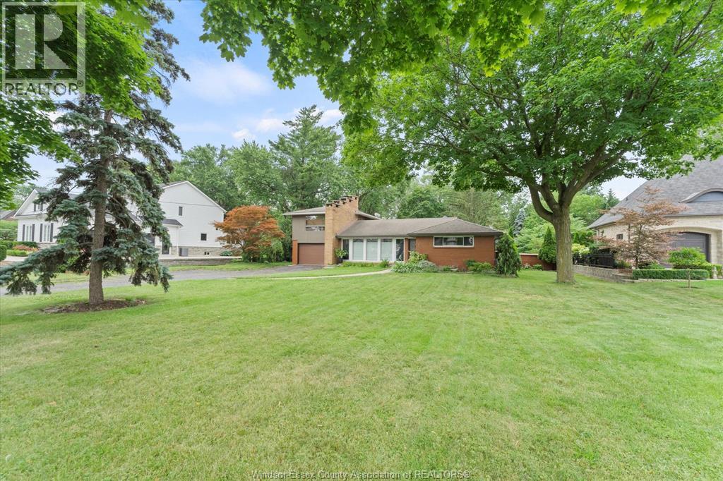 13961 Riverside Drive, Tecumseh, Ontario  N8N 1B7 - Photo 2 - 26010350