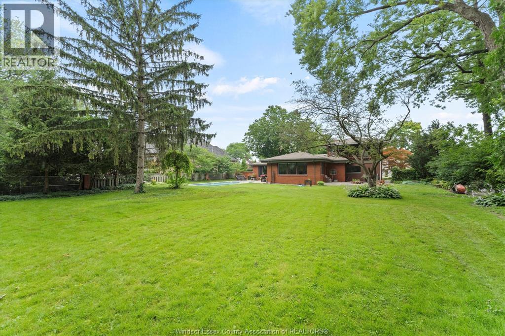 13961 Riverside Drive, Tecumseh, Ontario  N8N 1B7 - Photo 30 - 26010350