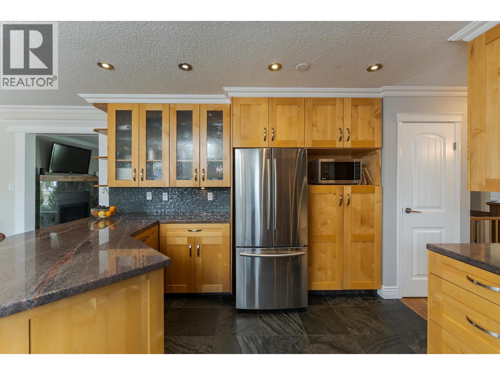 1126 Stirling Drive, Prince George, British Columbia  V2M 6P4 - Photo 14 - R3120800