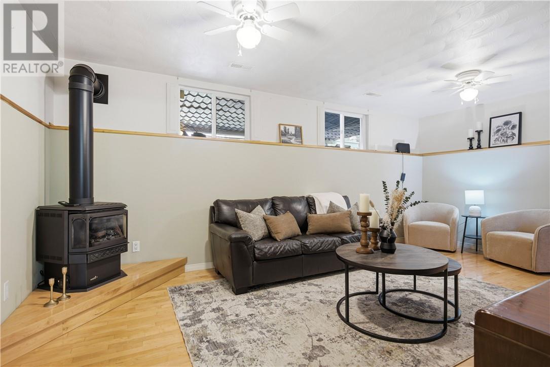270 Eve, Chelmsford, Ontario  P0M 1L0 - Photo 29 - 2127593
