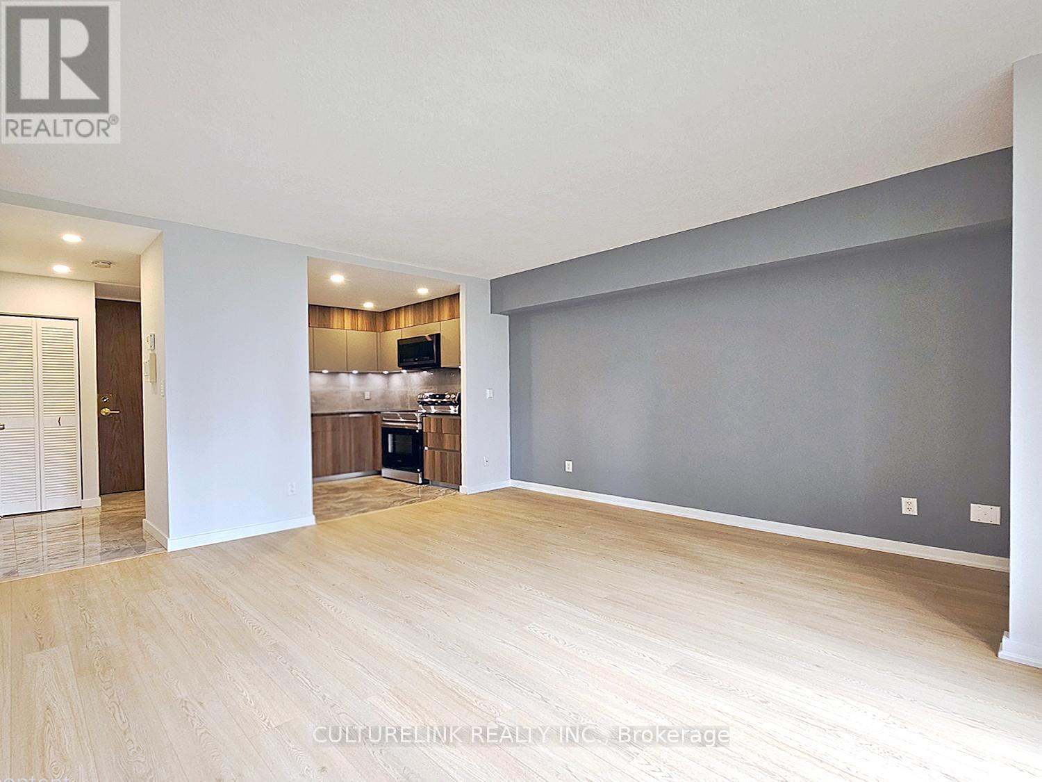 1019 - 33 Harbour Square, Toronto, Ontario  M5J 2G2 - Photo 8 - C13097098