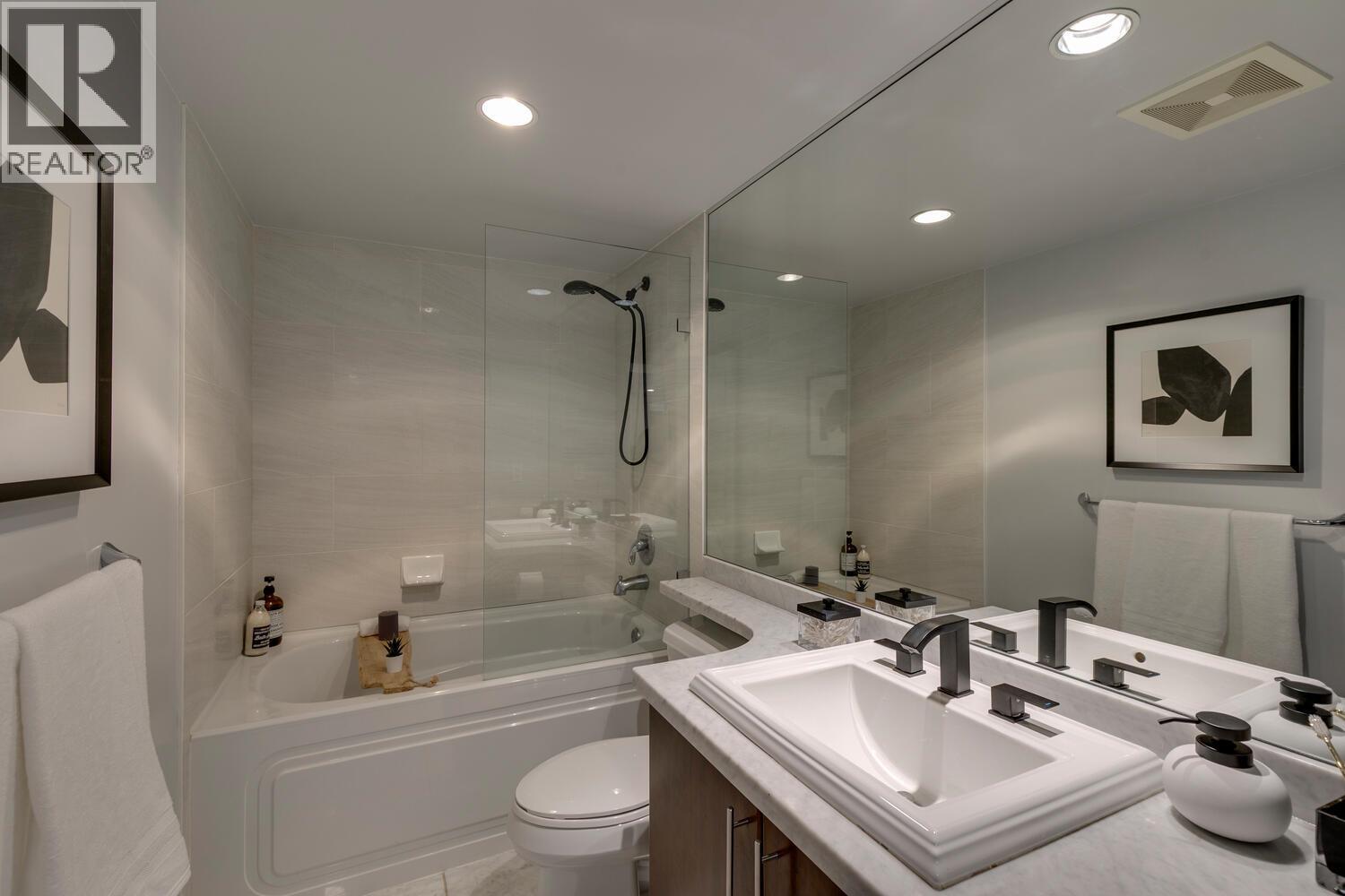 406 125 Milross Avenue, Vancouver, British Columbia  V6A 0A1 - Photo 8 - R3109011