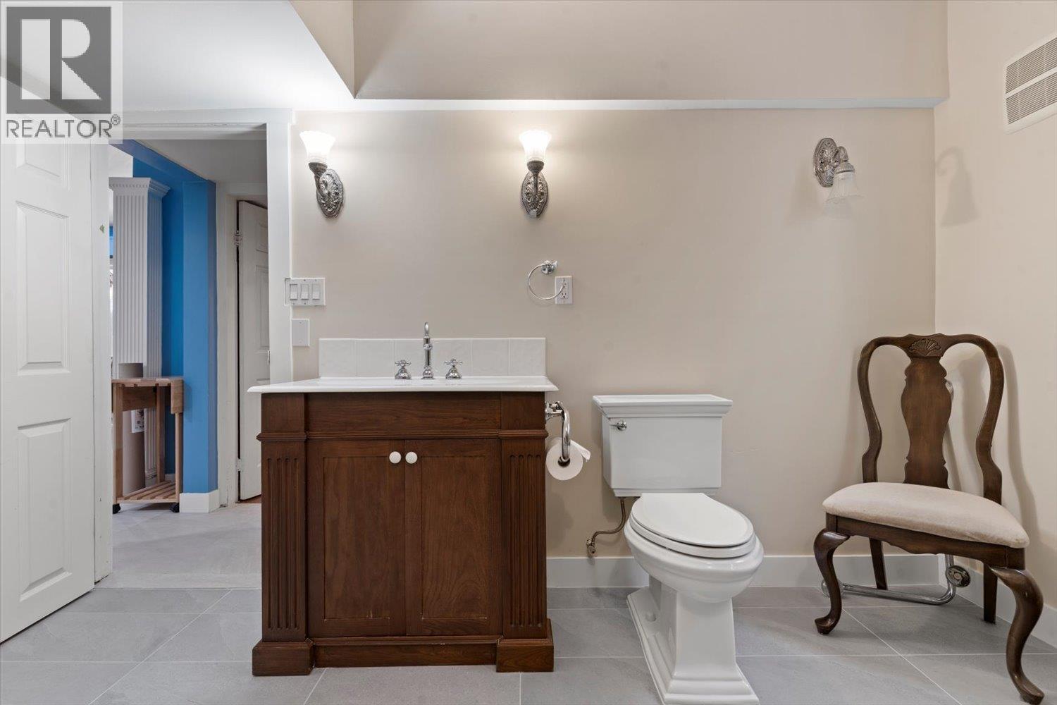 5263 Wales Street, Vancouver, British Columbia  V5R 3M7 - Photo 6 - R3119888