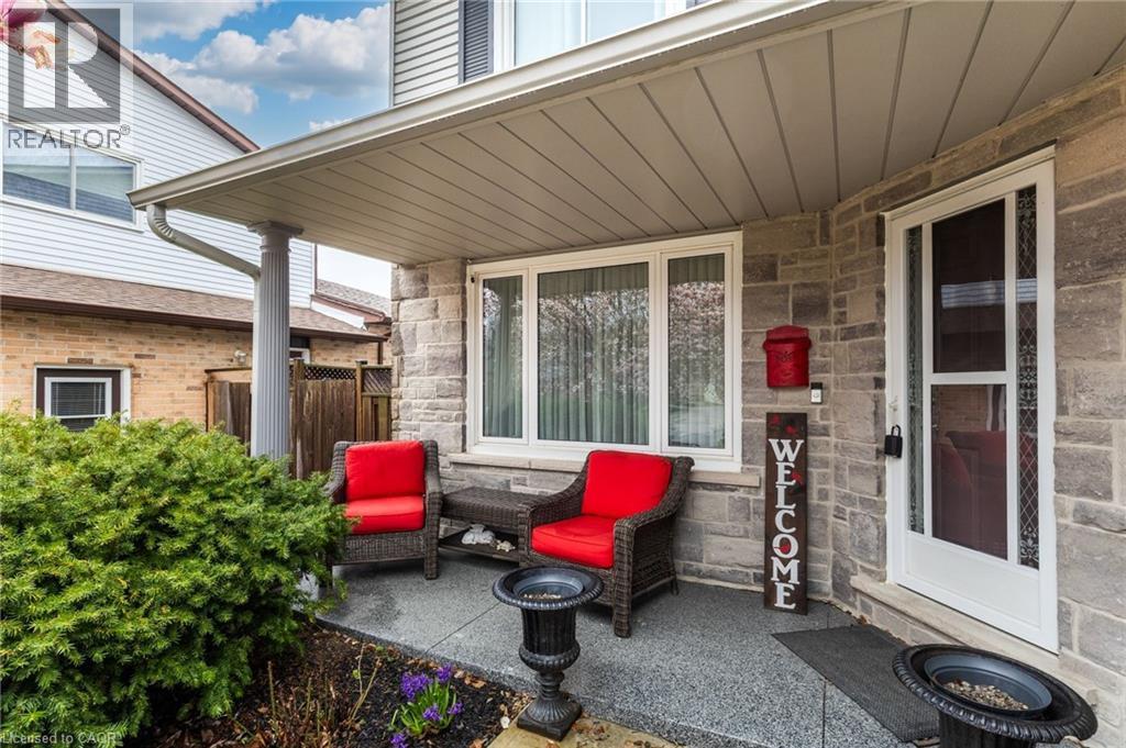 106 Maple Drive, Hamilton, Ontario  L8G 4S4 - Photo 4 - 40828047