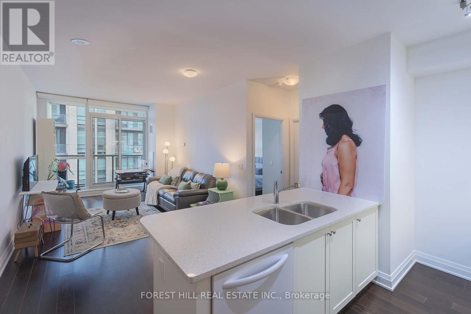 1505 - 530 St Clair Avenue W, Toronto, Ontario  M6C 0A2 - Photo 16 - C13098462