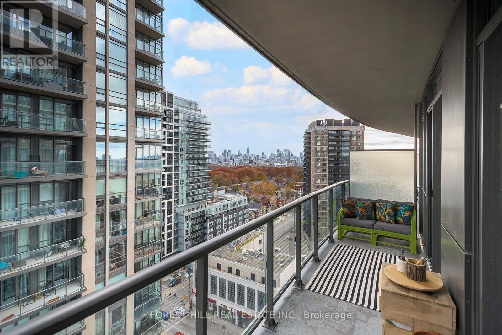 1505 - 530 St Clair Avenue W, Toronto, Ontario  M6C 0A2 - Photo 9 - C13098462