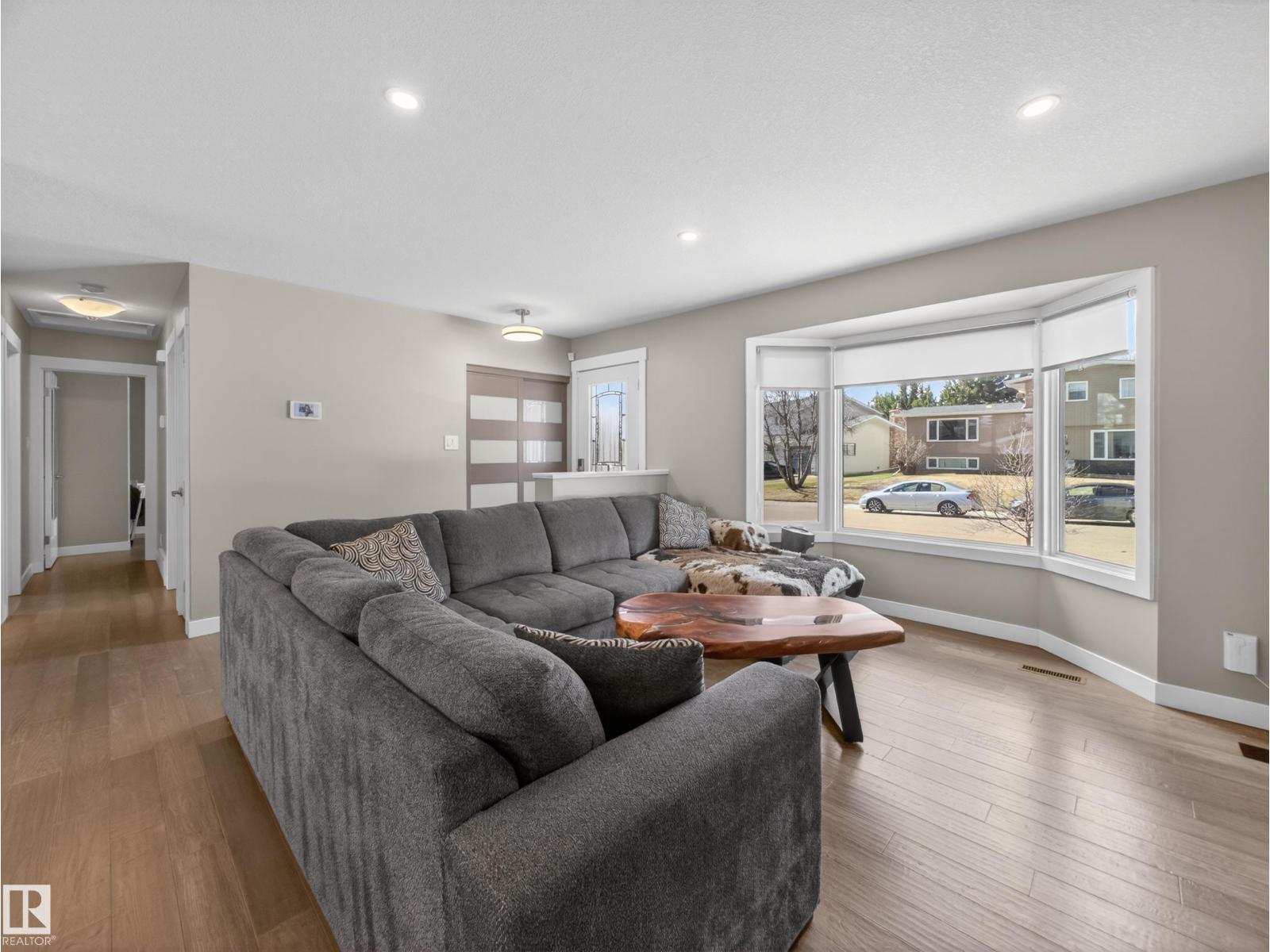 28 Glengarry Cr, Sherwood Park, Alberta  T8A 3A2 - Photo 4 - E4486345