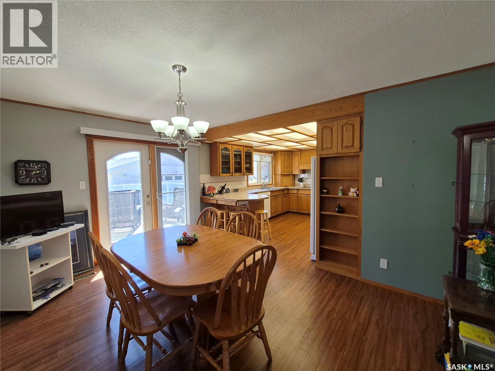 246 Battleford Trail, Swift Current, Saskatchewan  S9H 4J5 - Photo 6 - SK035299
