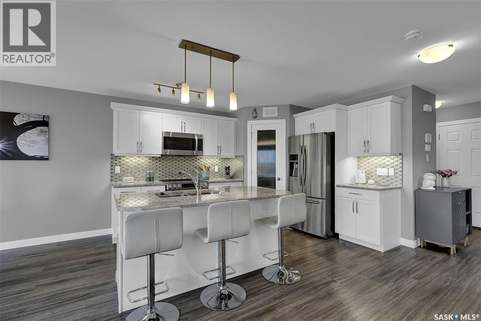 8933 Kestral Drive, Regina, Saskatchewan  S4Y 0C2 - Photo 5 - SK035169
