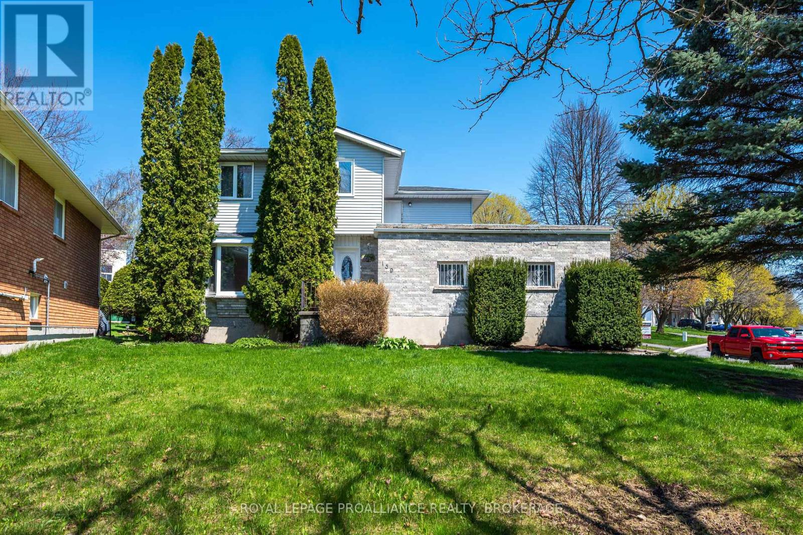 139 DAUPHIN AVENUE, Kingston, Ontario