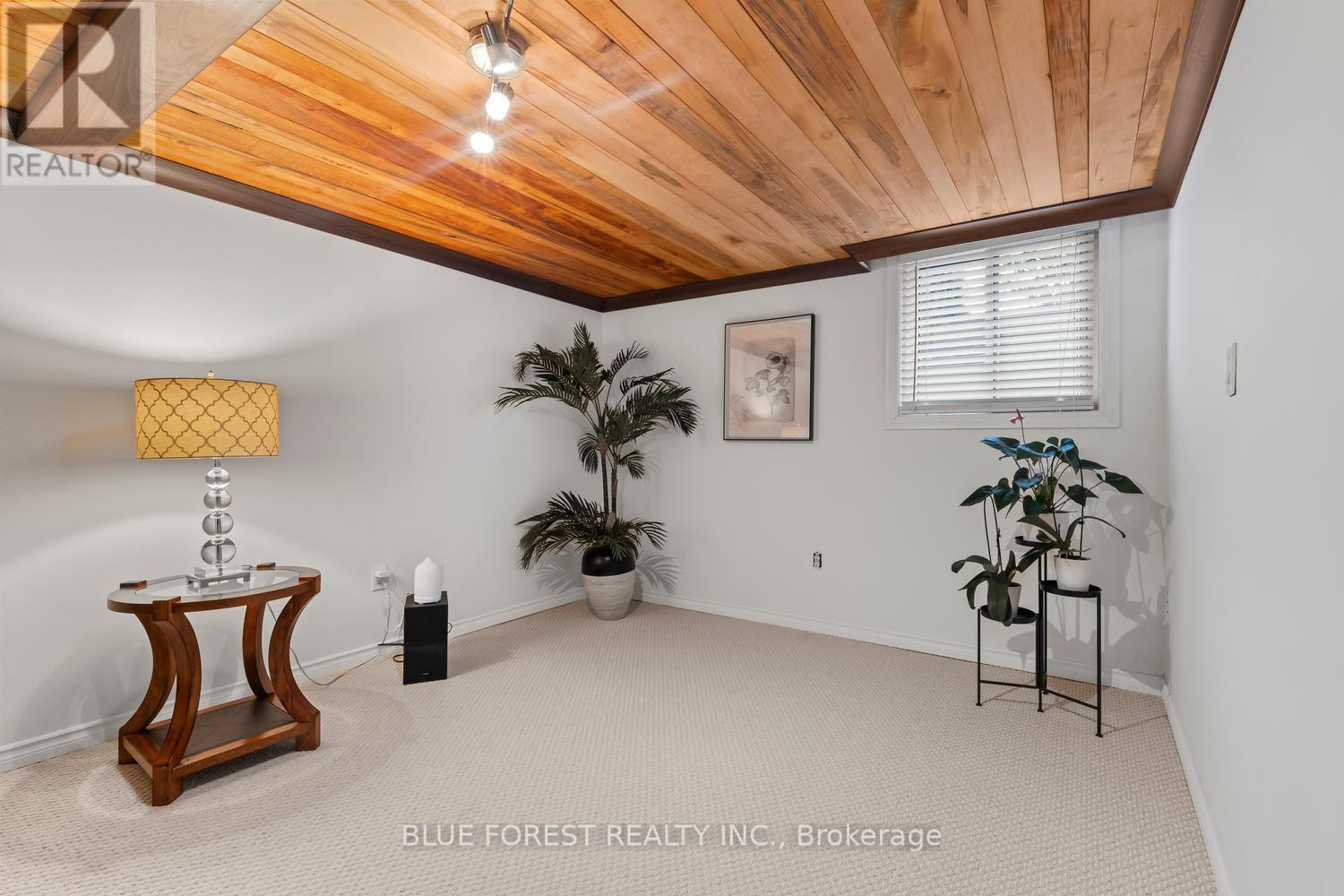 43 Compton Crescent, London South, Ontario  N6C 4E9 - Photo 38 - X13095296