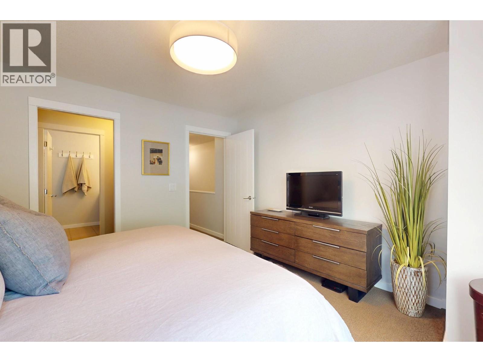 619 Boynton Place, Kelowna, British Columbia  V1V 3B5 - Photo 32 - 10386183