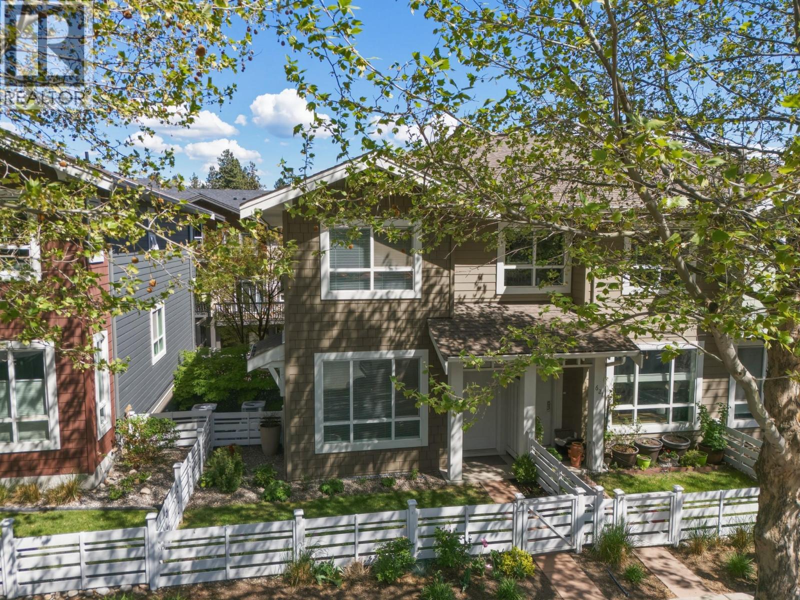 619 Boynton Place, Kelowna, British Columbia  V1V 3B5 - Photo 4 - 10386183