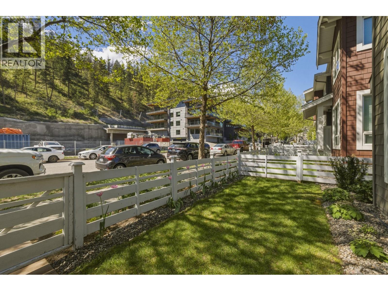 619 Boynton Place, Kelowna, British Columbia  V1V 3B5 - Photo 54 - 10386183