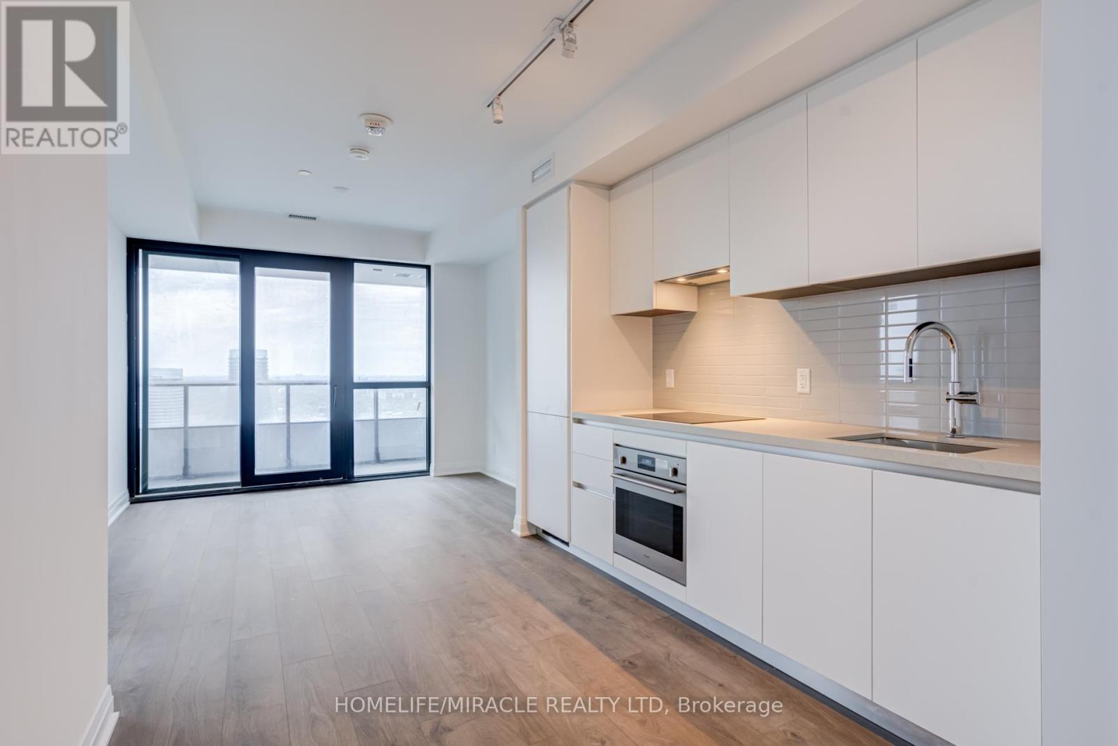 4810 - 4015 The Exchange, Mississauga, Ontario  L5B 0N9 - Photo 11 - W13098318