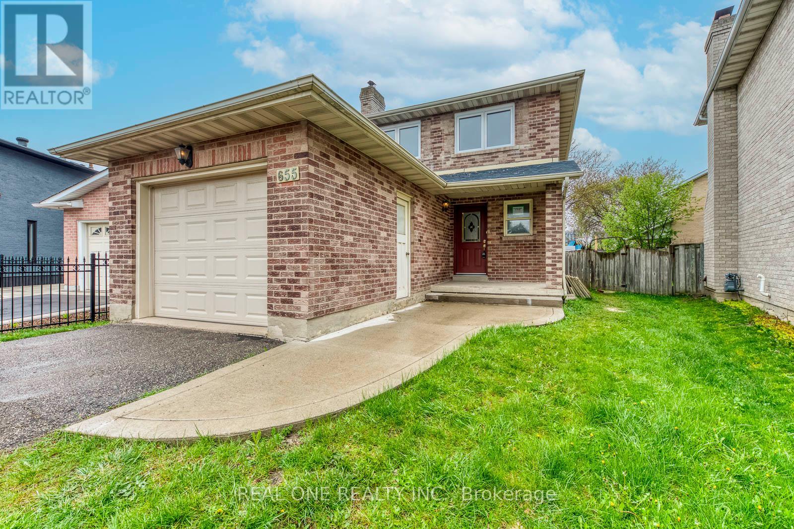 655 PARAGON PLACE E, Mississauga, Ontario