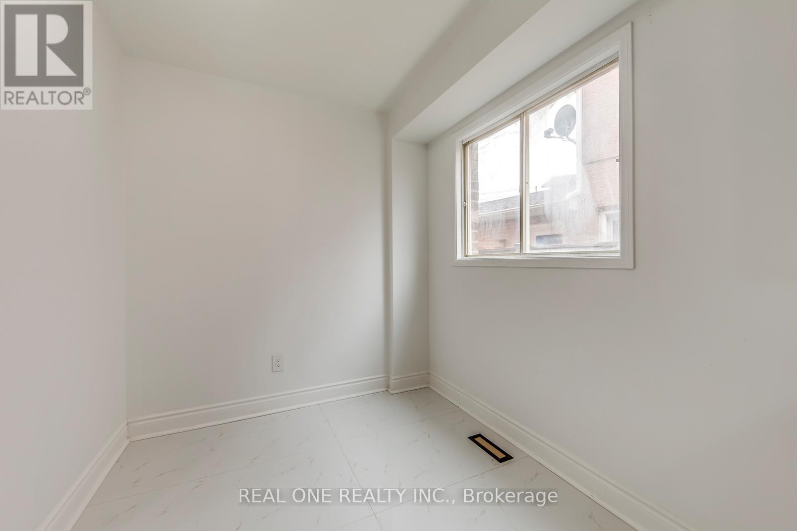 655 Paragon Place E, Mississauga, Ontario  L5B 2Z6 - Photo 24 - W13098322