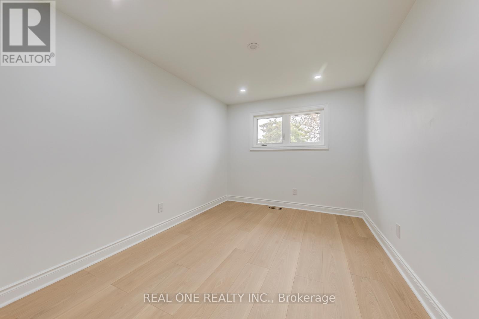 655 Paragon Place E, Mississauga, Ontario  L5B 2Z6 - Photo 33 - W13098322