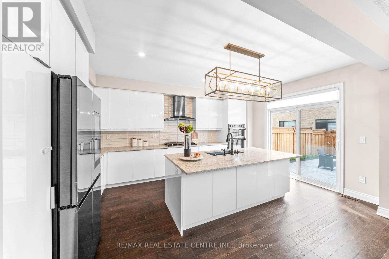 30 Merrimac Drive, Brampton, Ontario  L6Y 6K3 - Photo 13 - W13098424