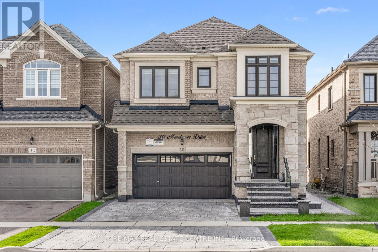 30 Merrimac Drive, Brampton, Ontario  L6Y 6K3 - Photo 2 - W13098424