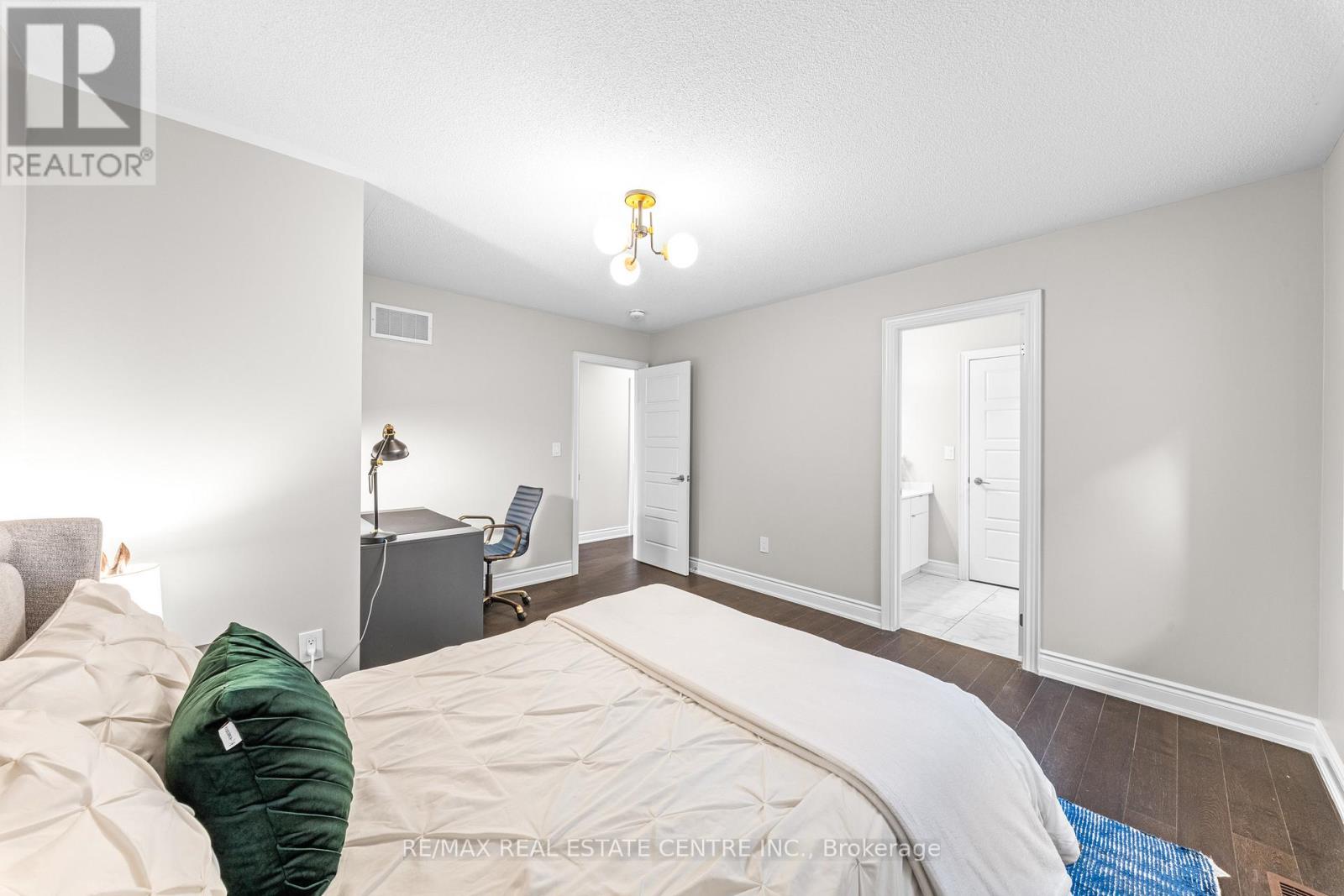 30 Merrimac Drive, Brampton, Ontario  L6Y 6K3 - Photo 35 - W13098424