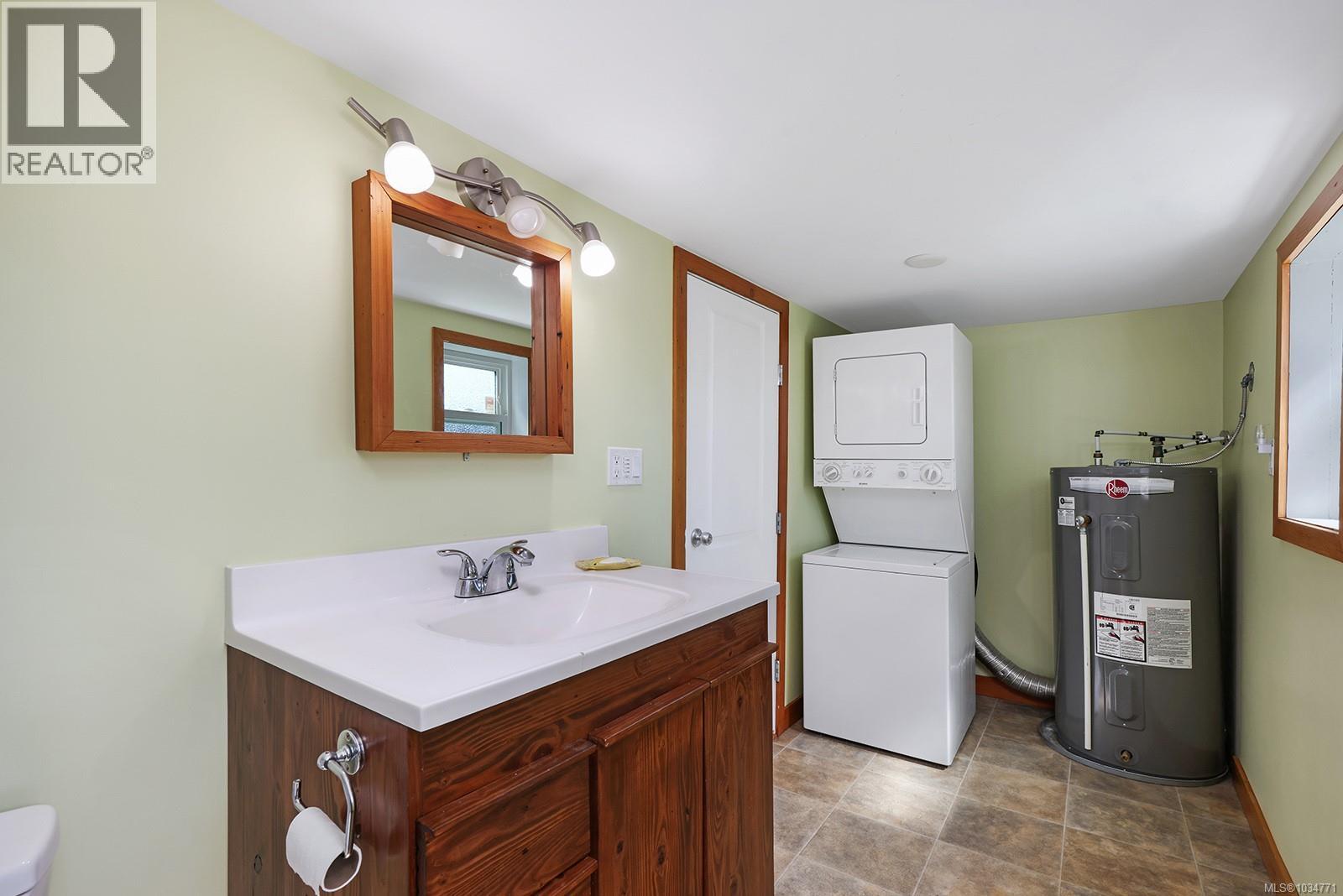 608 11th St, Courtenay, British Columbia  V9N 1T1 - Photo 19 - 1034771
