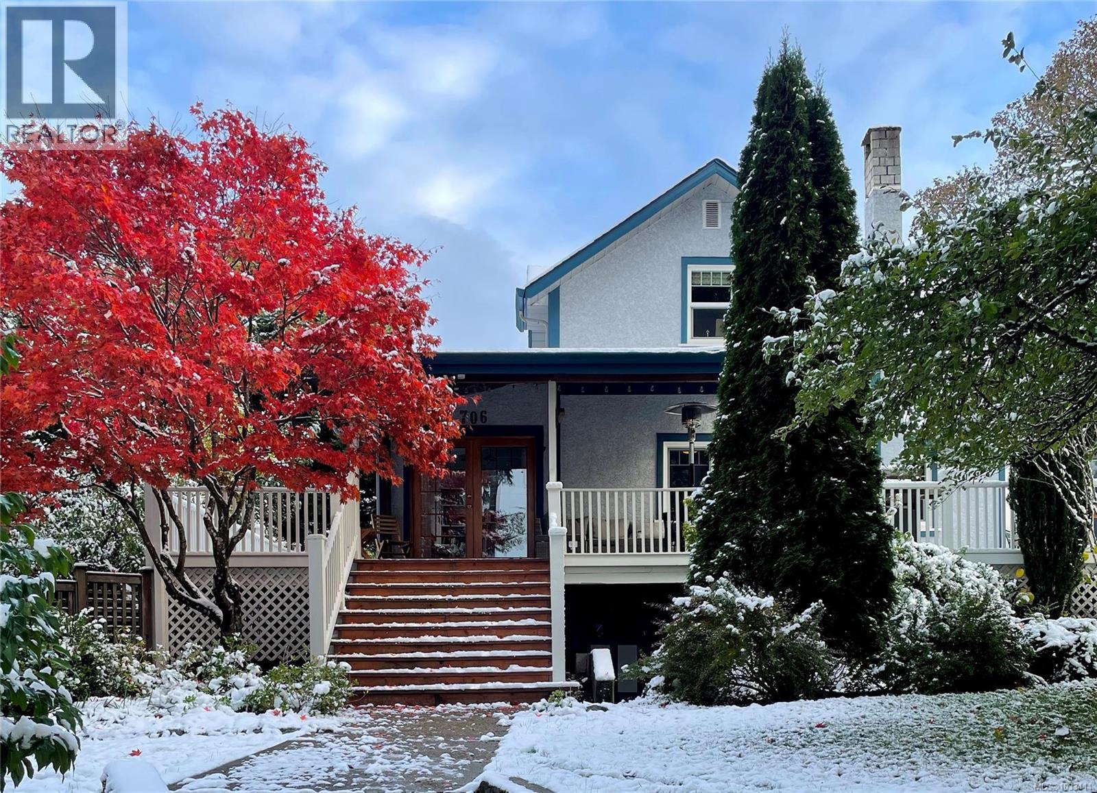 706 Lindsay St, Saanich, British Columbia  V8Z 3E1 - Photo 37 - 1033414