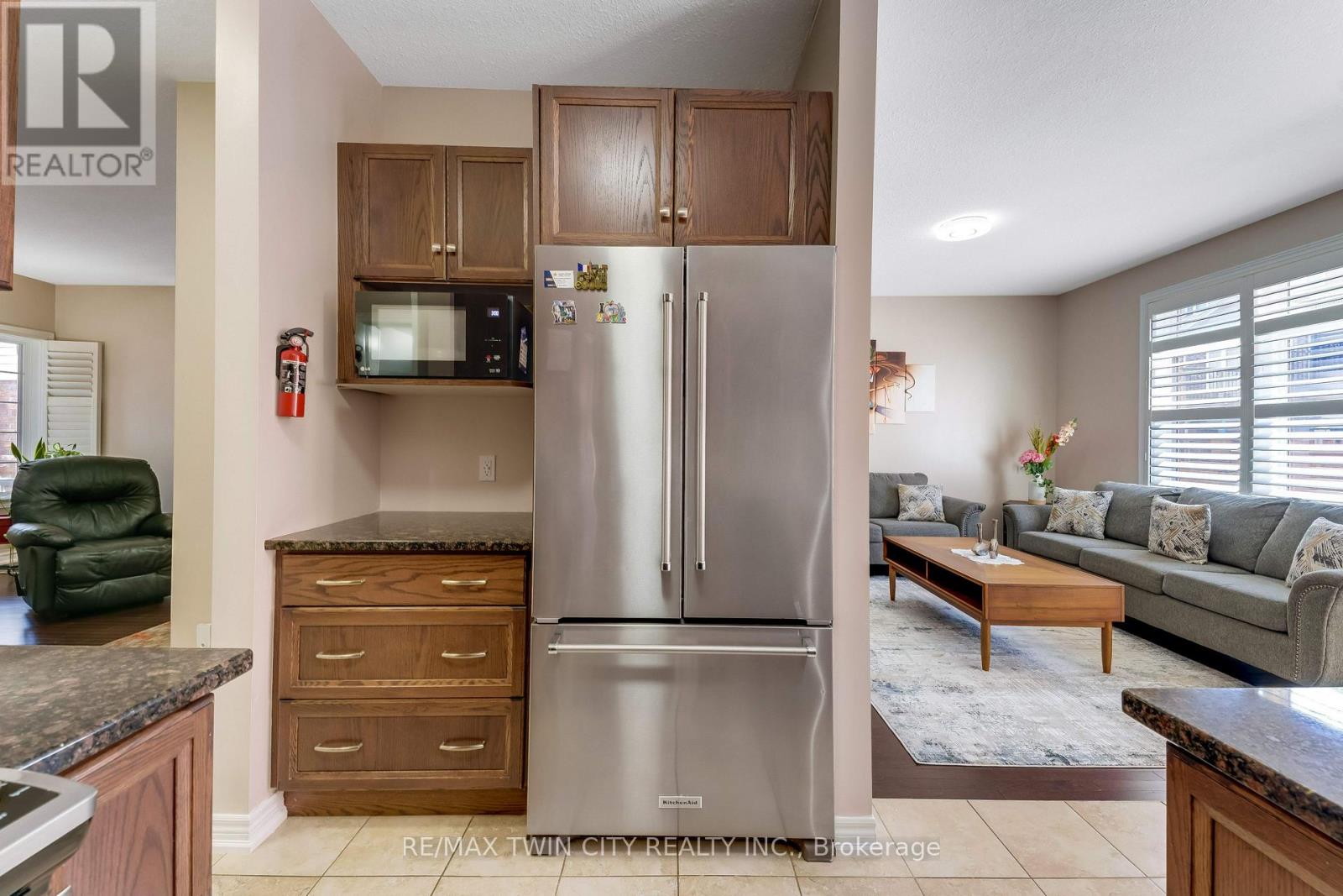 10 Sandybay Avenue, Kitchener, Ontario  N2A 0H7 - Photo 12 - X13098326