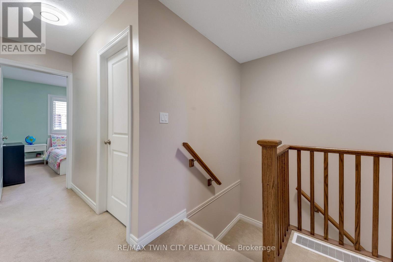 10 Sandybay Avenue, Kitchener, Ontario  N2A 0H7 - Photo 18 - X13098326