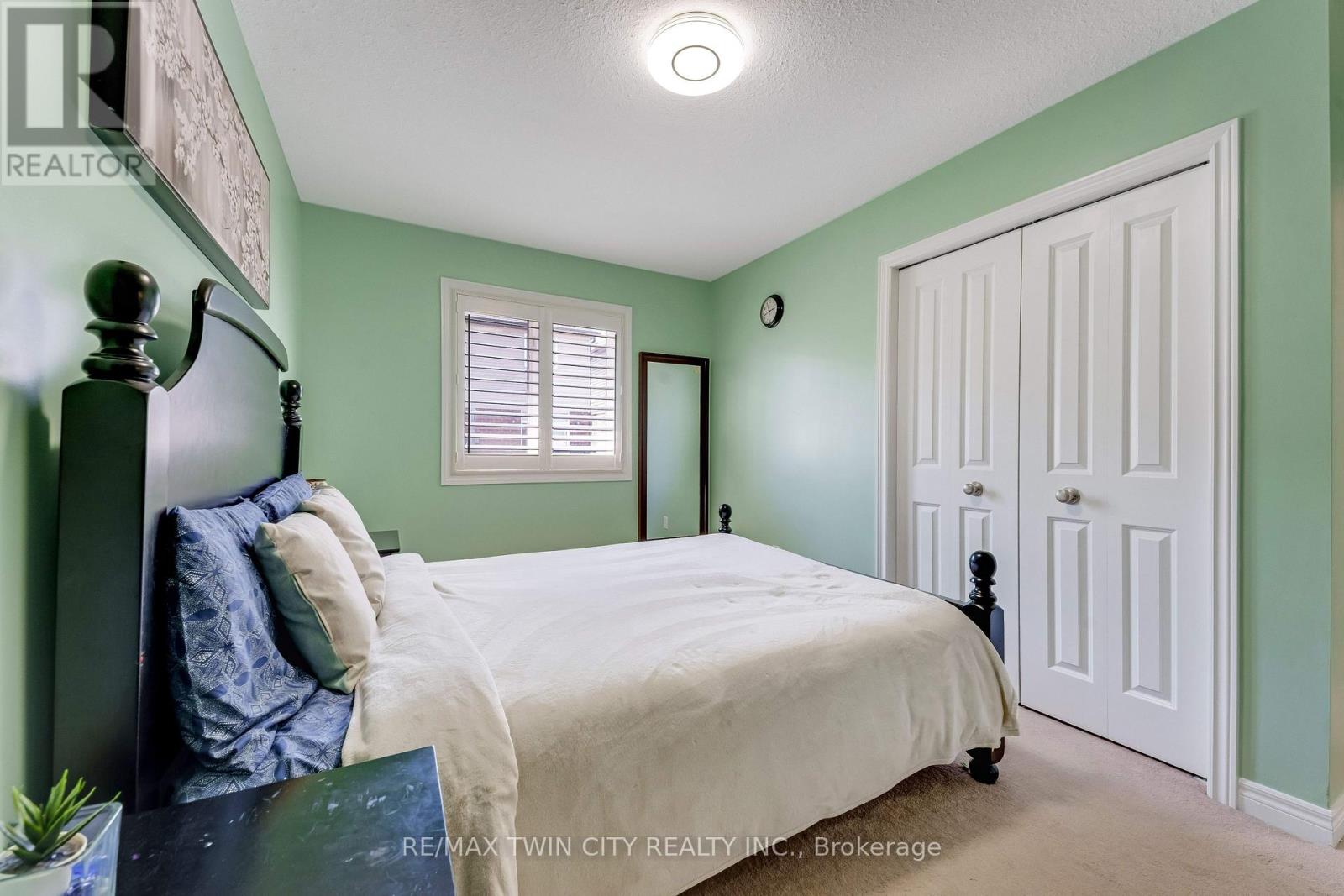 10 Sandybay Avenue, Kitchener, Ontario  N2A 0H7 - Photo 31 - X13098326